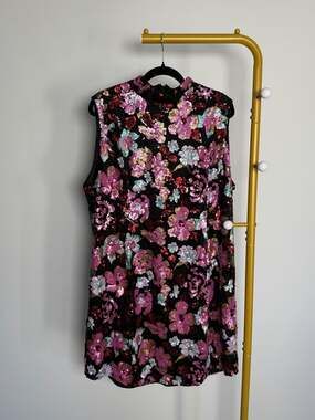 Fate Curve Women's Plus Size 1X Floral Sequin Sleeveless Mock Neck Mini Dress